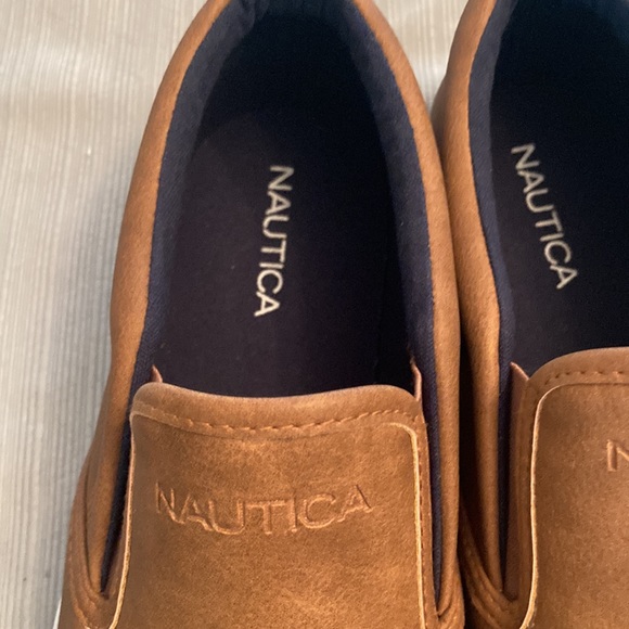 Nautica Akeley Boys Slip On Loafers - Picture 2 of 9